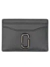 Marc Jacobs Women Portacarte "the Utility Snapshot Dtm" In Black