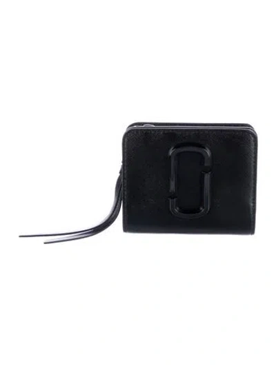 Pre-owned Marc Jacobs Saffiano Leather Graphic Print Wallet In Black