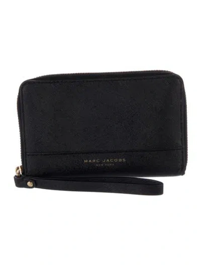 Pre-owned Marc Jacobs Saffiano Leather Graphic Print Wristlet In Black