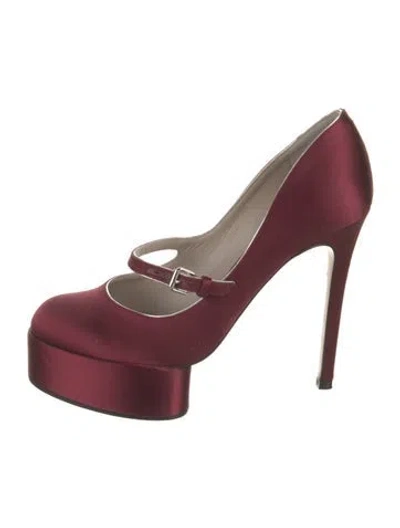 Pre-owned Marc Jacobs Satin Pumps In Red