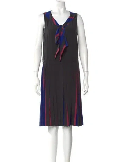 Pre-owned Marc Jacobs Silk Knee-length Dress In Black