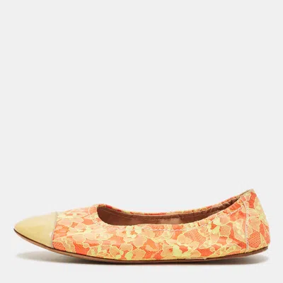 Pre-owned Marc Jacobs Size 37 Orange/neon Yellow Lace And Patent Leather Ballet Flats