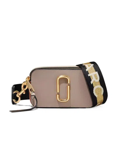 Marc Jacobs Logo-plaque Shoulder Bag In Nude