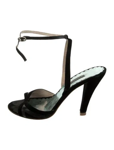 Pre-owned Marc Jacobs Suede Sandals In Black