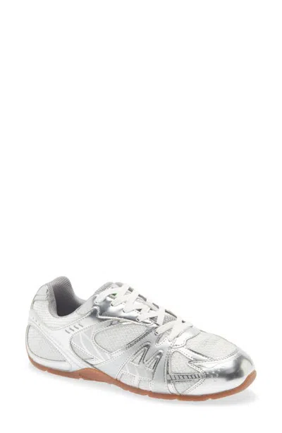 Marc Jacobs The 72 Spring Metallic Sneaker In Silver