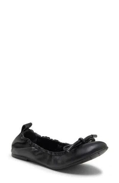 Marc Jacobs The Bow Ballerina Leather Flat In Black