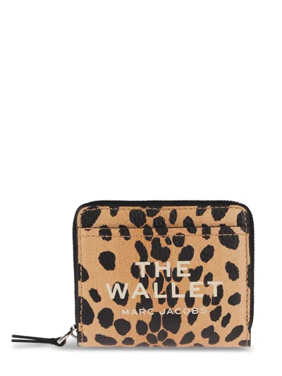Marc Jacobs The Cheetah Logo Detailed Mini Wallet In Black
