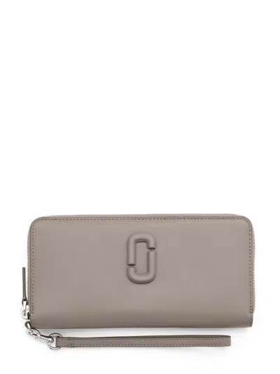 Marc Jacobs The Covered J Wallet In Brown