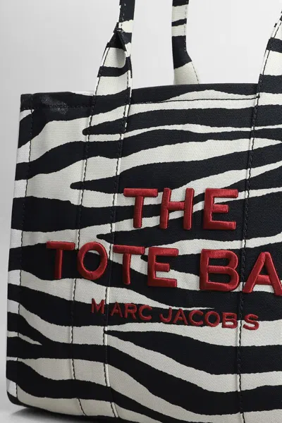 Marc Jacobs The Large Tote Tote In Black