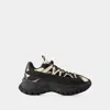Marc Jacobs The Lazy Hiker Sneakers In Black