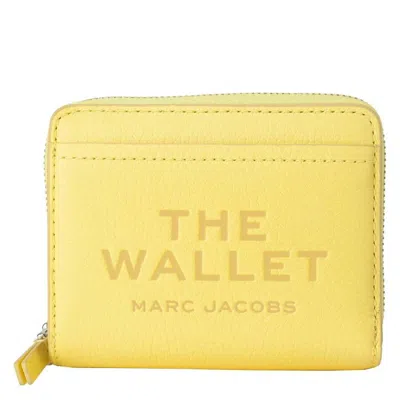 Marc Jacobs The Leather Mini Compact Wallet In Yellow