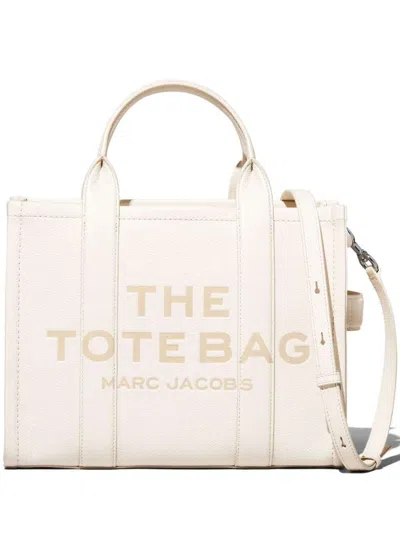 MARC JACOBS 'THE MEDIUM TOTE BAG' WHITE SHOULDER BAG WITH LOGO IN GRAINY LEATHER WOMAN