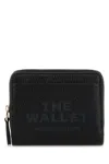 Marc Jacobs The Mini Black Wallet With Engraved Logo On The Front In Hammered Leather Woman In Black