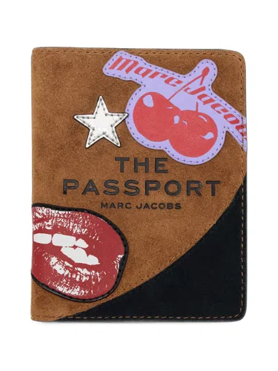 Marc Jacobs The Passport Case In Brown