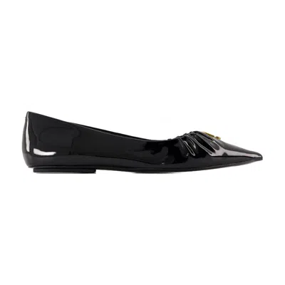 Marc Jacobs The Pointy Toe Ballerinas In Black