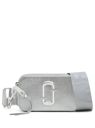 Marc Jacobs The Slingshot Silver Crossbody Bag With Logo Detail In Laminated Leather Woman In Metallic