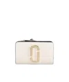 Marc Jacobs The Snapshot Compact Wallet In White