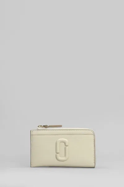 Marc Jacobs The Top Zip Wallet Wallet In Beige Leather
