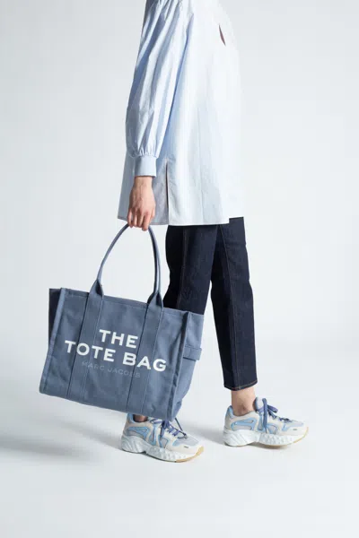 Marc Jacobs ‘the Traveler Large' Shoulder Bag In Blue