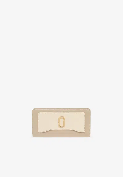 Marc Jacobs The Utility Snapshot Leather Long Wallet In Beige