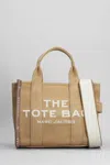 MARC JACOBS TOTE IN CAMEL CANVAS
