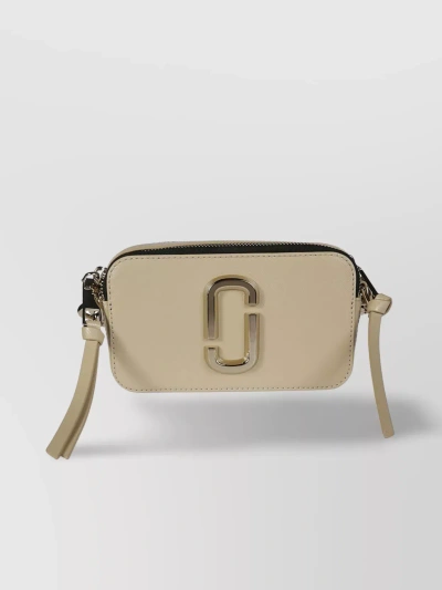 MARC JACOBS THE SNAPSHOT VERSATILE SNAPSHOT WITH ADJUSTABLE STRAP AND CHAIN LINK ACCENT