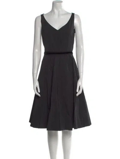Pre-owned Marc Jacobs V-neck Knee-length Dress In Black