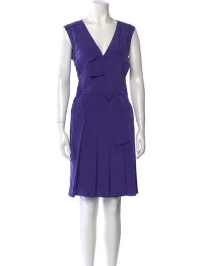 Pre-owned Marc Jacobs V-neck Knee-length Dress In Purple