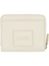 Marc Jacobs Wallet In White