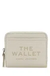 Marc Jacobs Women Ivory Leather Wallet In Neutral
