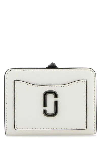Marc Jacobs White Leather Mini Utility Snapshot Wallet In Neutral