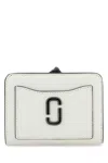 Marc Jacobs White Leather Mini Utility Snapshot Wallet In Gray