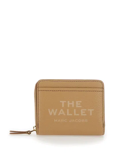 Marc Jacobs Women 'mini Compact' Beige Wallet With Embossed Logo In Hammered Leather Woman In White