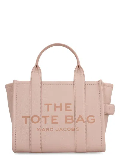 MARC JACOBS WOMEN'S STYLISH AND VERSATILE FABRIC BAG