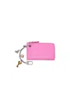 Marc Jacobs Zipped The Charm Wallet In Pink