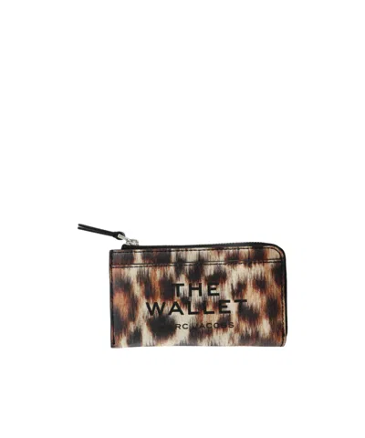 Marc Jacobs Zippered Coin Purse In Brown