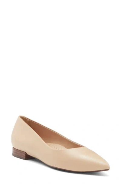 Marc Joseph New York Bianca Pointed Toe Pump In Neutral