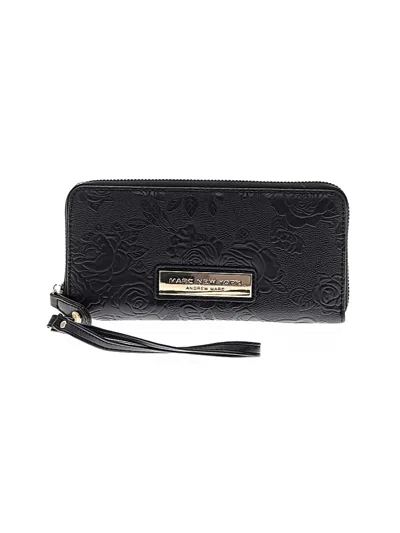 Pre-owned Marc New York Wristlet In Black