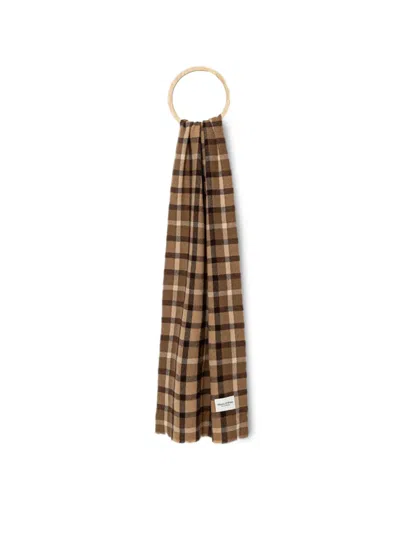 Marc O'polo Checked Scarf In Brown