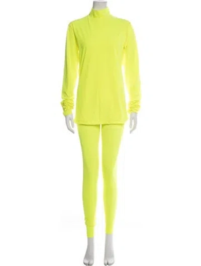 Pre-owned Marcell Von Berlin Pant Set In Yellow