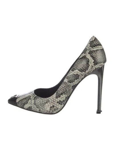 Pre-owned Marcell Von Berlin Patent Leather Animal Print Pumps In Grey