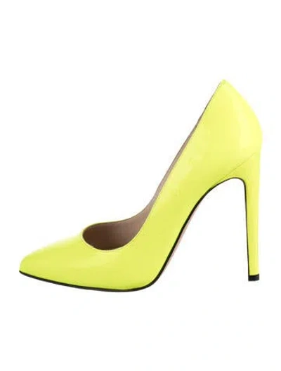 Pre-owned Marcell Von Berlin Patent Leather Pumps In Yellow