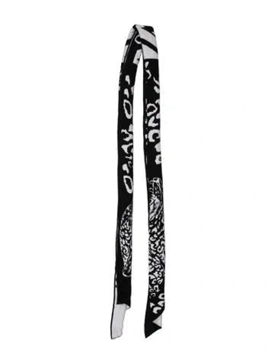 Pre-owned Marcell Von Berlin Wool Printed Scarf In Black