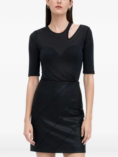 Marcella Taia T-shirt In Black