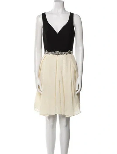 Pre-owned Marchesa V-neck Knee-length Dress In Neutral