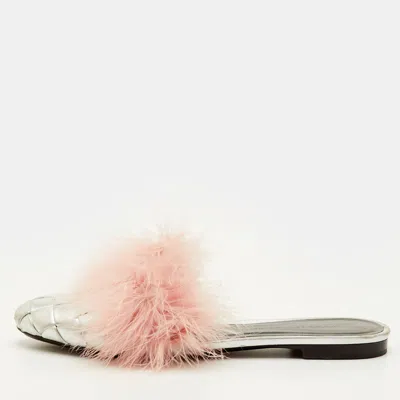 Pre-owned Marco De Vincenzo Size 40 Silver/blush Pink Woven Leather And Fur Flat Mules