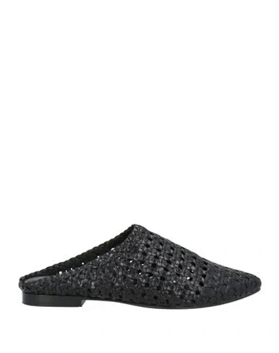 Marco Ferretti Woman Mules & Clogs Black Size 6 Leather