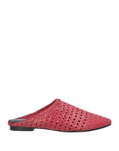 Marco Ferretti Woman Mules & Clogs Red Size 6 Leather