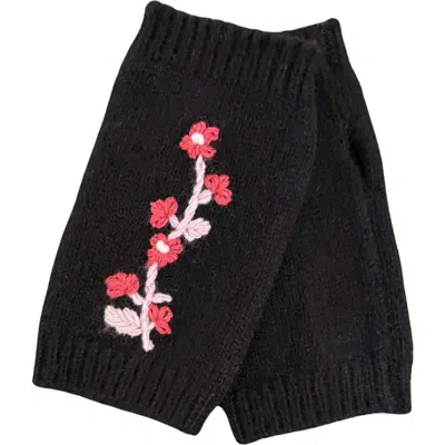 Marcus Adler Embroidered Floral Arm Warmers In Black