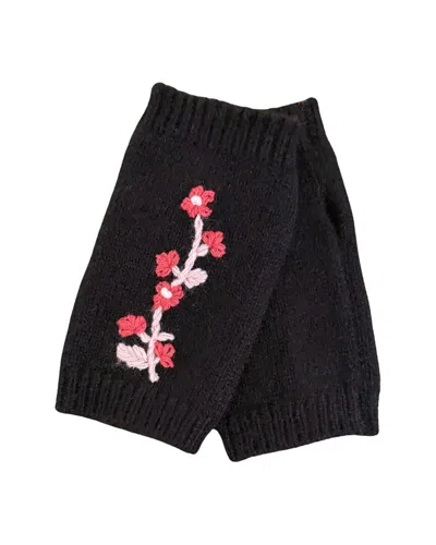 Marcus Adler Embroidered Flower Armwarmer In Black